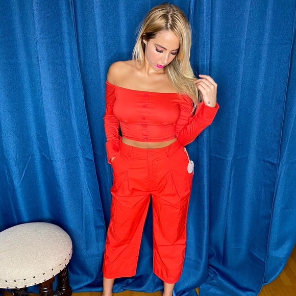 REVOLVE “Red Set” - Picture 5 of 8